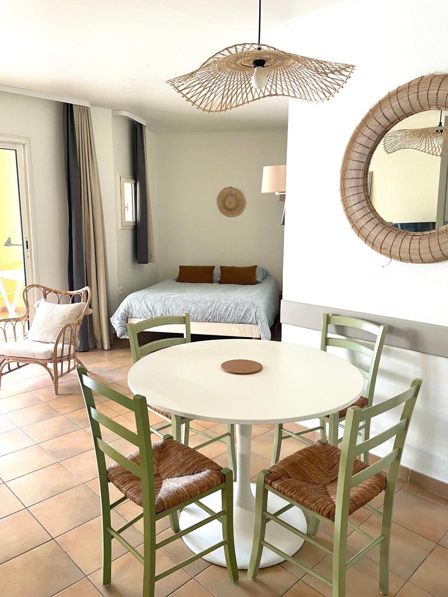 Appartement Golf De Pont Royal มัลล์มอร์ ภายนอก รูปภาพ